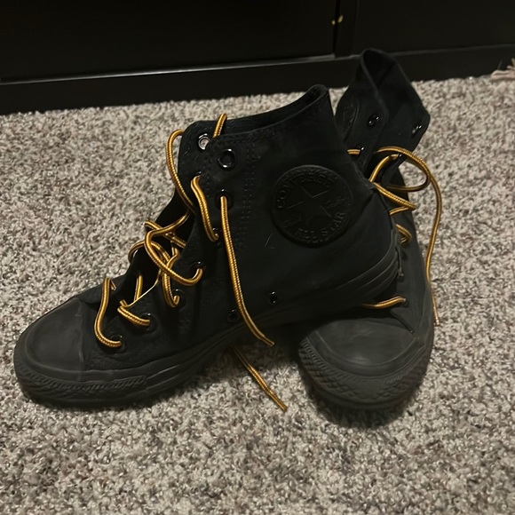 Converse Shoes - Hi Top Chucks